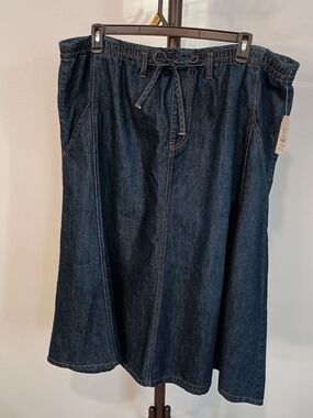 Time & Tru Dark Wash Denim A-Line Skirt * XXXL (22)